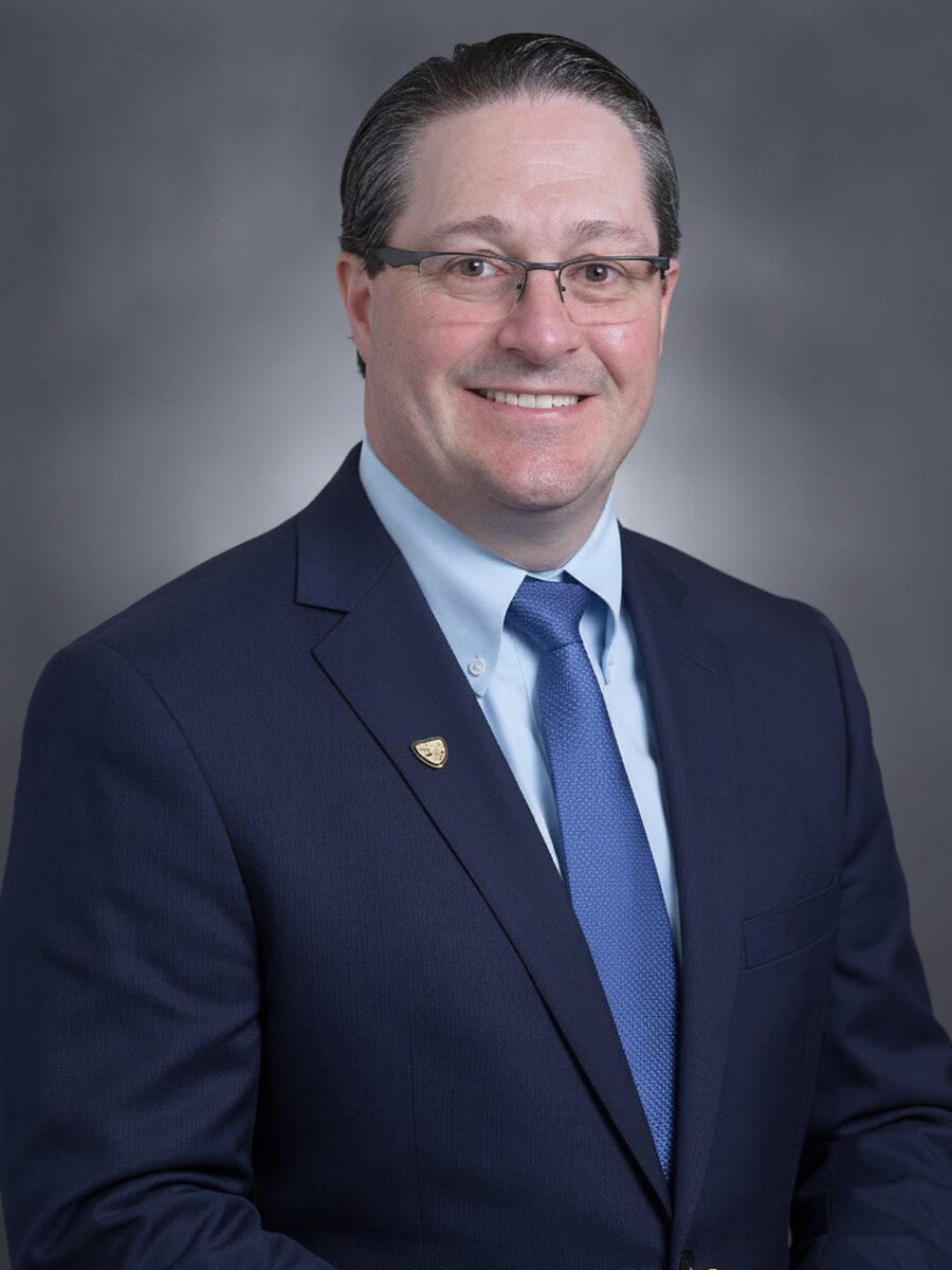 Portrait of Dr. Tim Hess