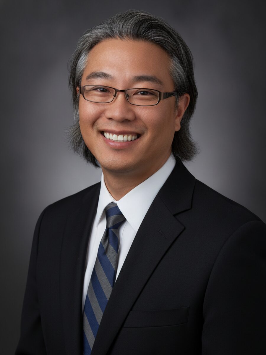 Portrait of Dr. Joe Hwang